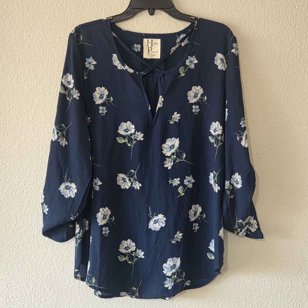 Haute Project Los Angeles Women's Blue Floral V Neck Blouse Shirt Sz M Medium